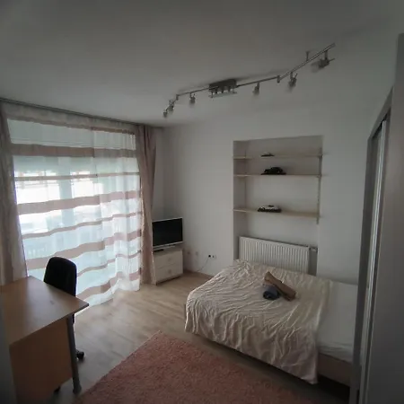 Bahnhofs-und Zentrumsnahe Schoene 2-zimmer 아파트 란츠후트